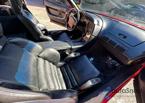 1990 Chevrolet Corvette z USA, uszkodzony, nr VIN 1G1YY2385L5119459
